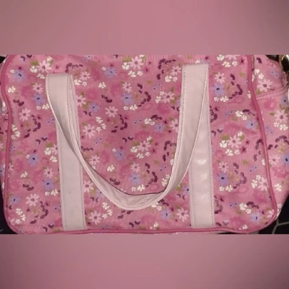 🎀Disney Store Princess LG Pink overnight Duffel bag crossbody 🛍️